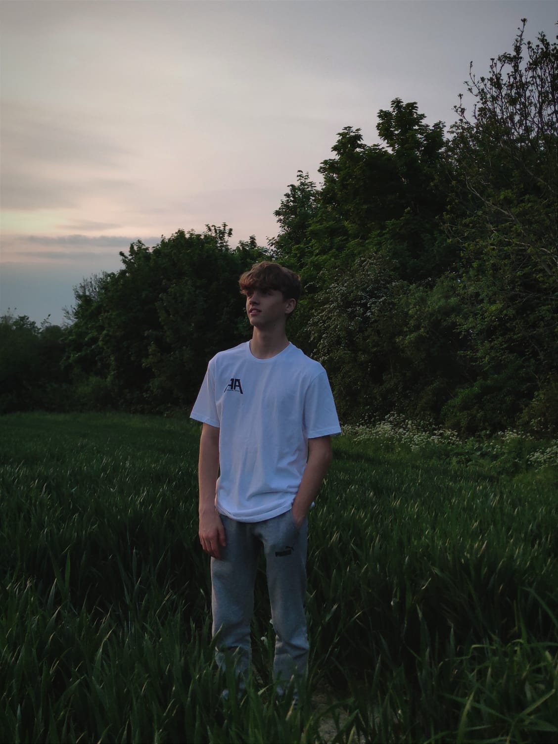 SMALL LOGO TEE